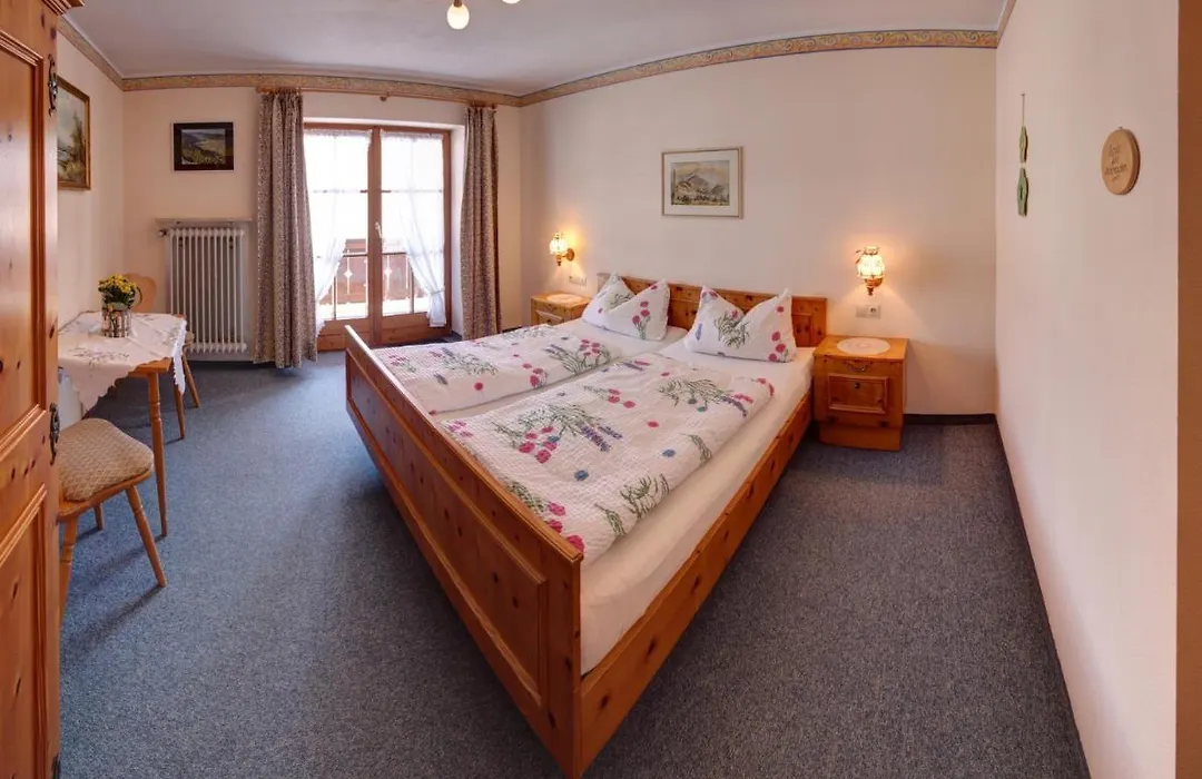 Gaestehaus Sterrhaeusl - Chiemgau Karte-1